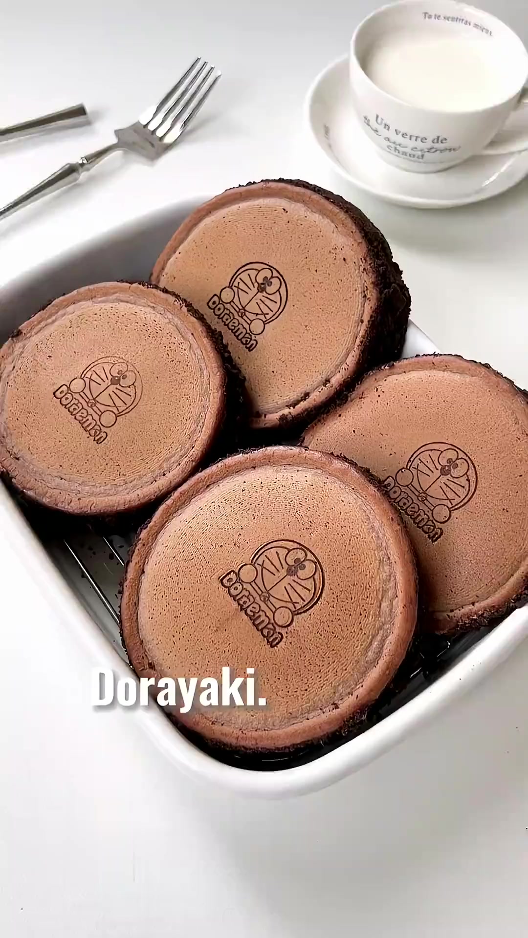 有锅就能做奥利奥奶油铜锣烧!做法简单,一口平底锅搞定!