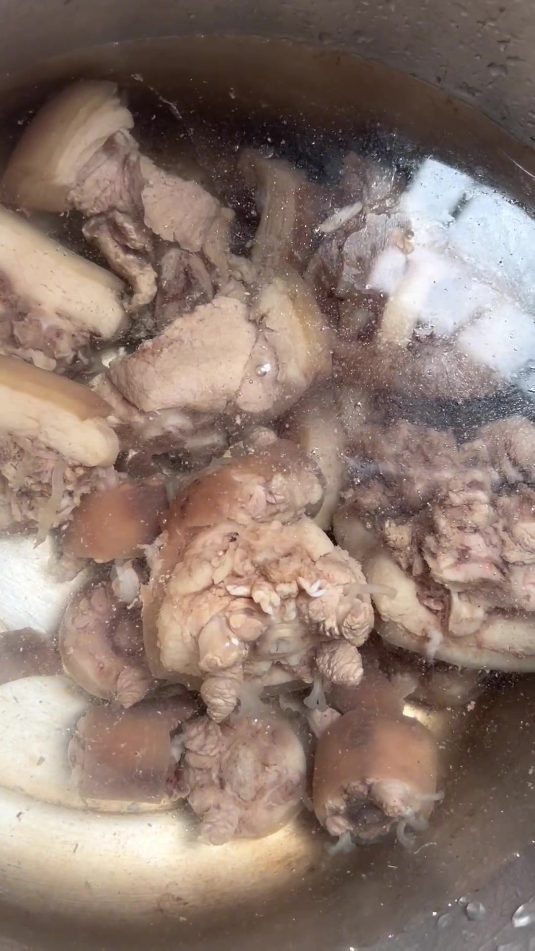 千斤拔牛大力冬季靓汤，这个冬天你喝了没有