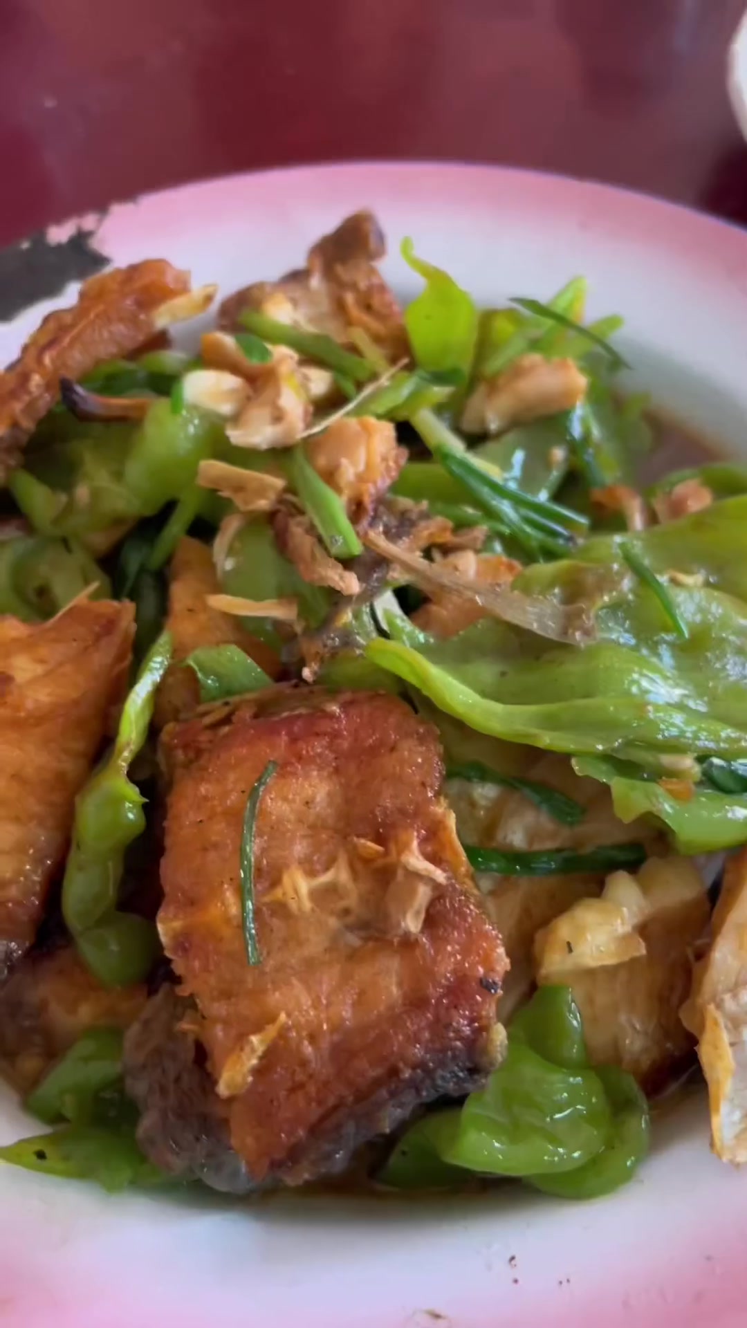 好不容易减了3斤，俺妈这又杀鸡又杀鸭？算了先吃再说