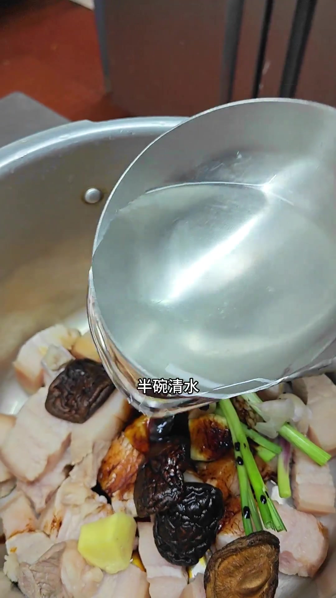 没想到红烧五花肉做法如此简单,超下饭!