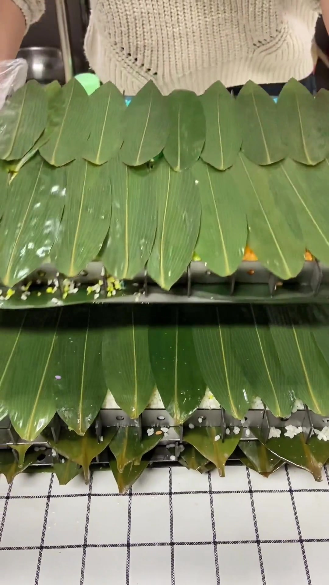 家门口摆摊卖糯米糕,简单易做,大人孩子都爱吃!