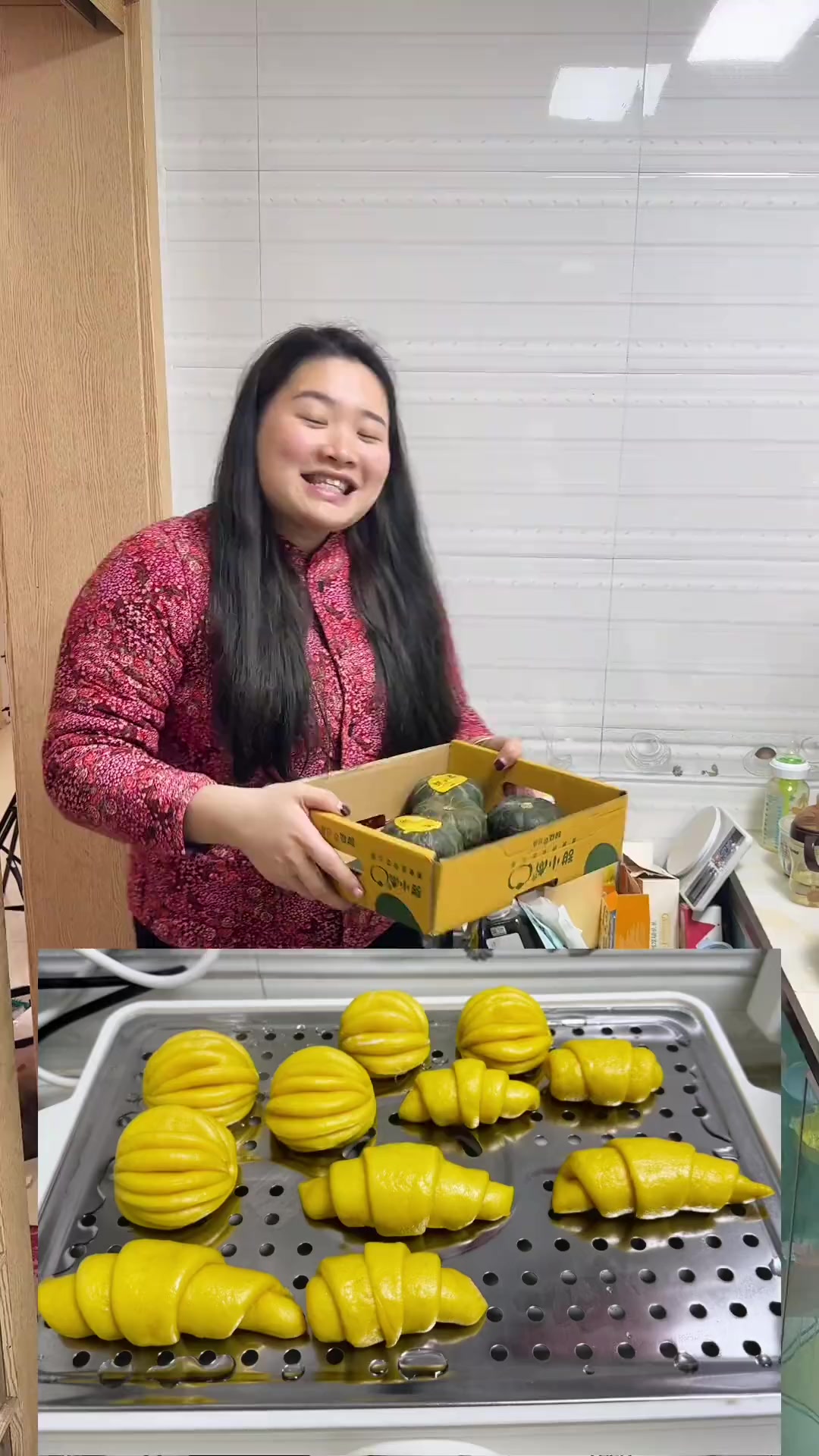 今天做了南瓜馒头,蓬松松软,真的很成功!材料只有2样做法简单