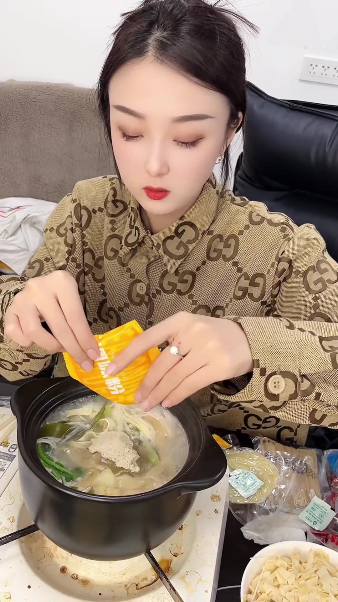 麻辣烫教程啰嗦版,无奶粉无牛油的老式麻辣烫