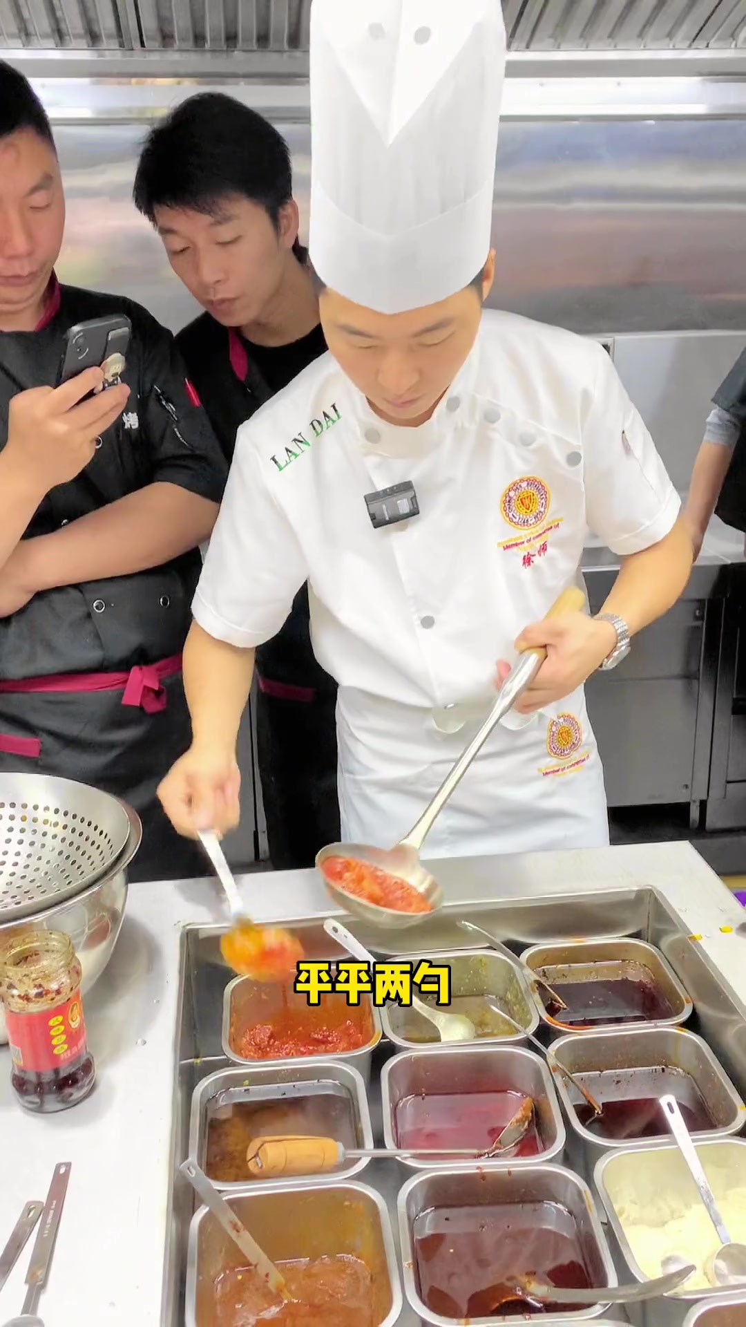 泡椒蔬菜口味的烤鱼，各种口味的烤鱼都有