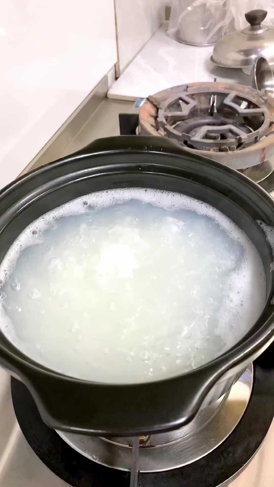 鳝鱼砂锅粥，潮汕人都喜欢吃的咸涩粥，每次做大人小孩都爱吃