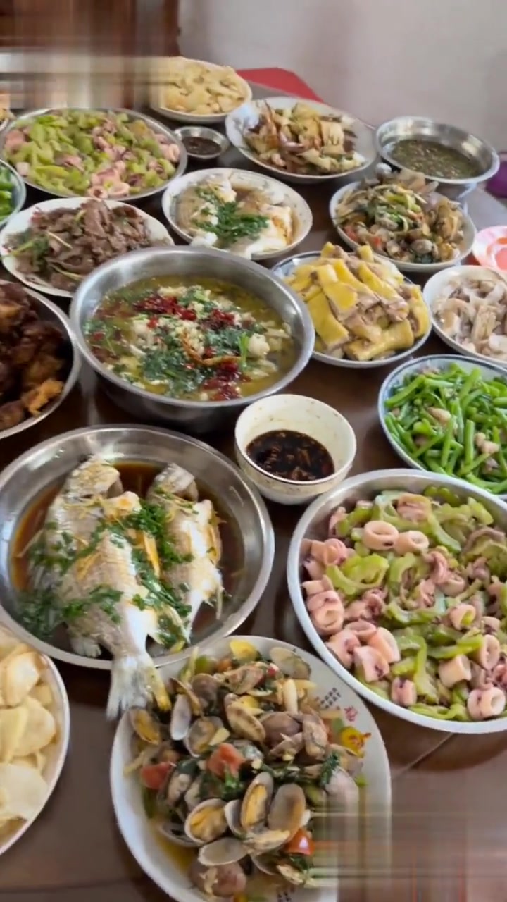 买一堆菜干啥?我只要韭菜煮蛋汤,不是九个菜一汤!