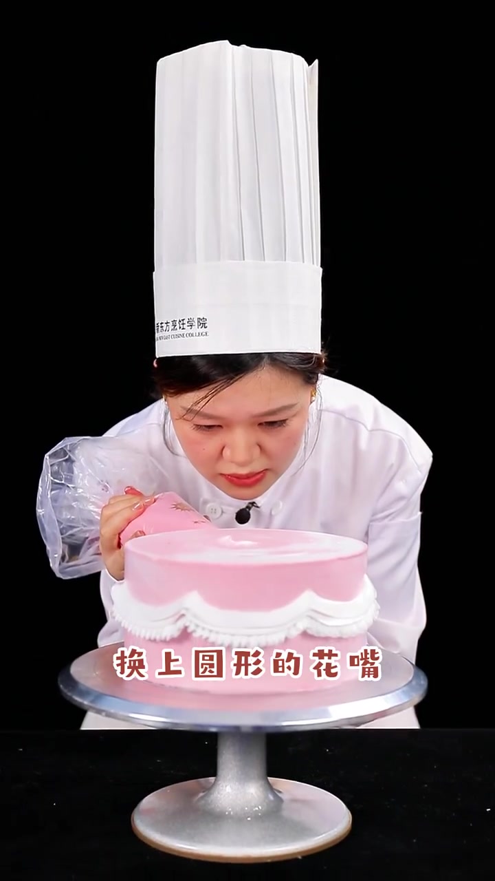 小盆友喜欢的旋转木马，这个粉色是不是猛男粉呢？