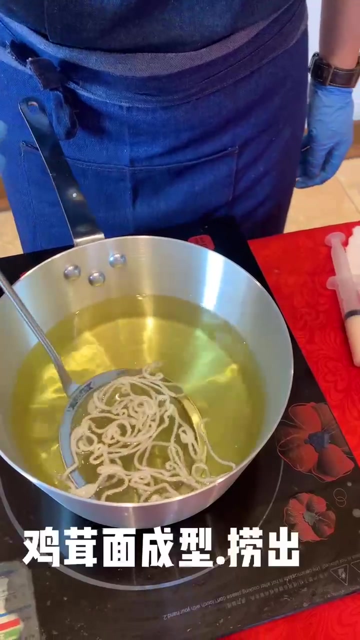 今天用安徽食材,创意一道新品,让传统菜,也不那么平凡。徽宴楼凯悦店上新,欢迎品尝