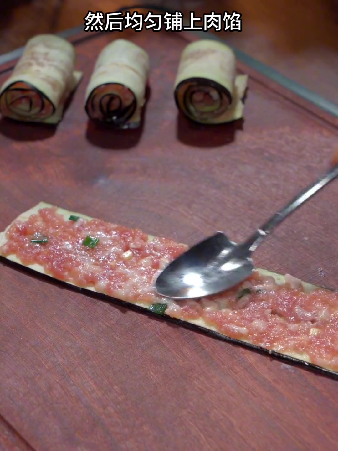 茄子包肉碎,裹小酥肉粉炸,做法简单还超好吃!