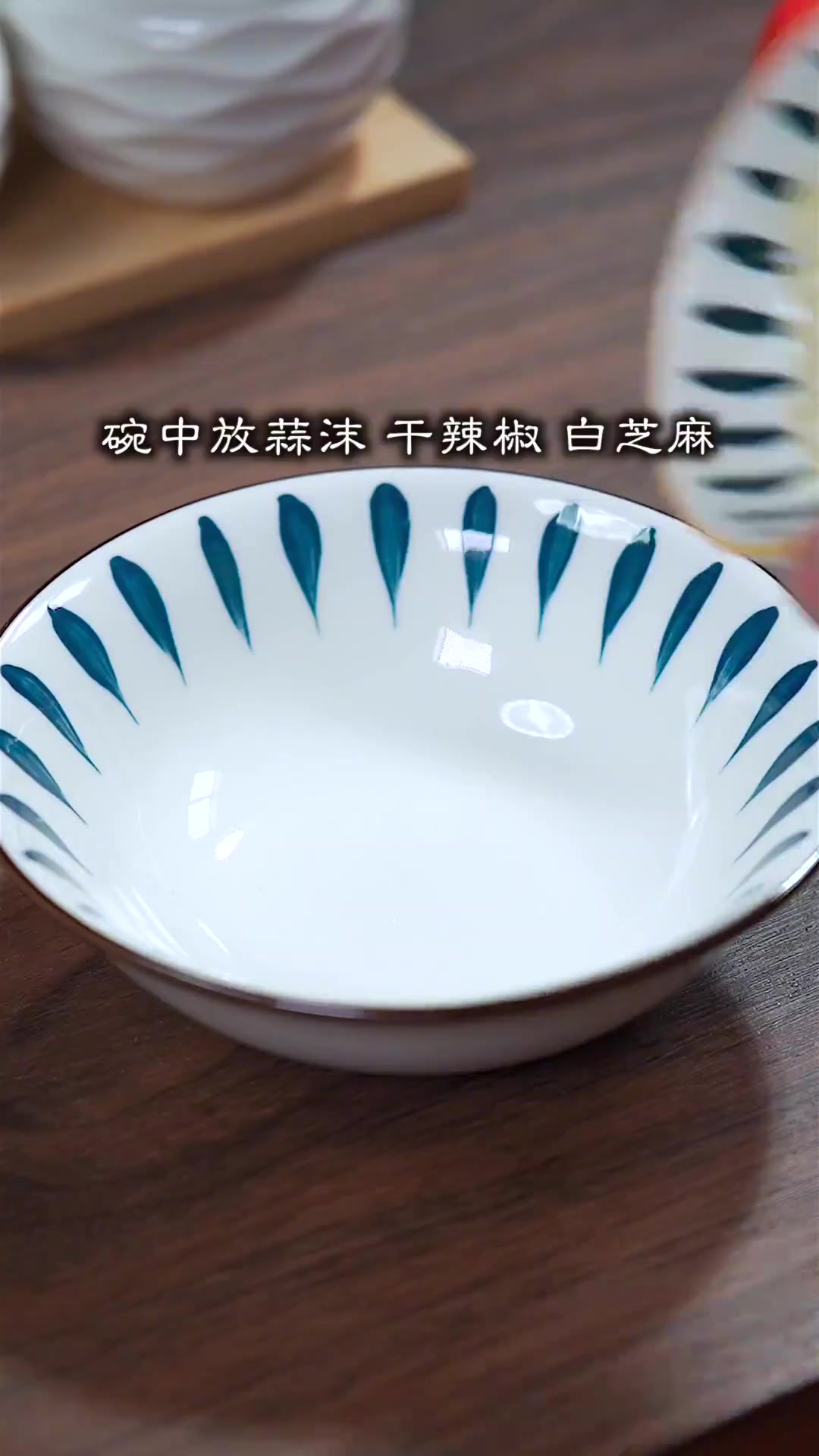 凉拌空心菜做法独特,爽口开胃,简单美味