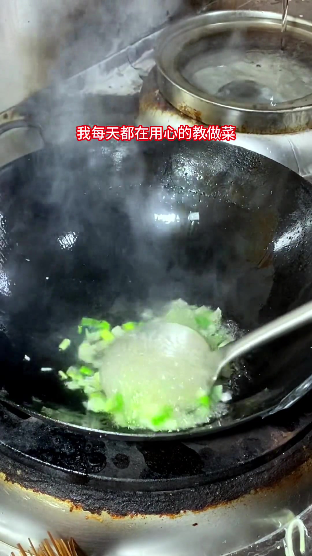 酸豆椒好多人都爱吃,那除了酸豆角炒肉在家还能怎样做呢?