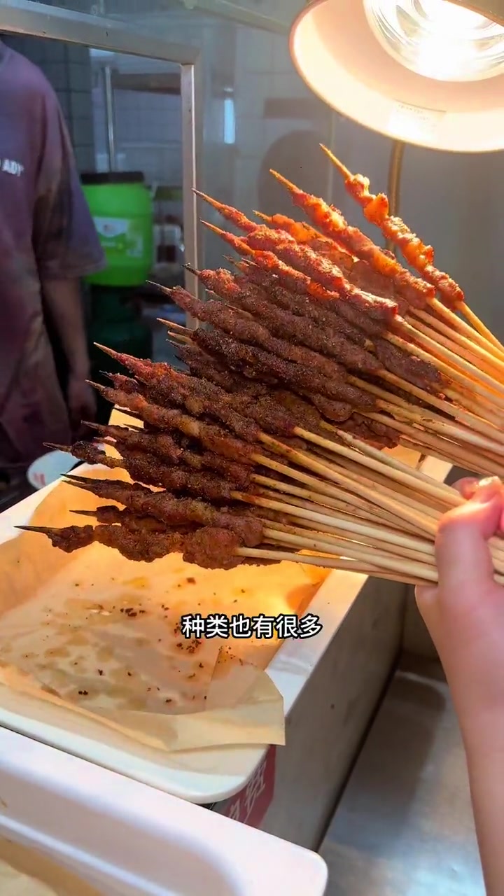 给这个家自助火锅跪了!牛肉不限量,真有你的