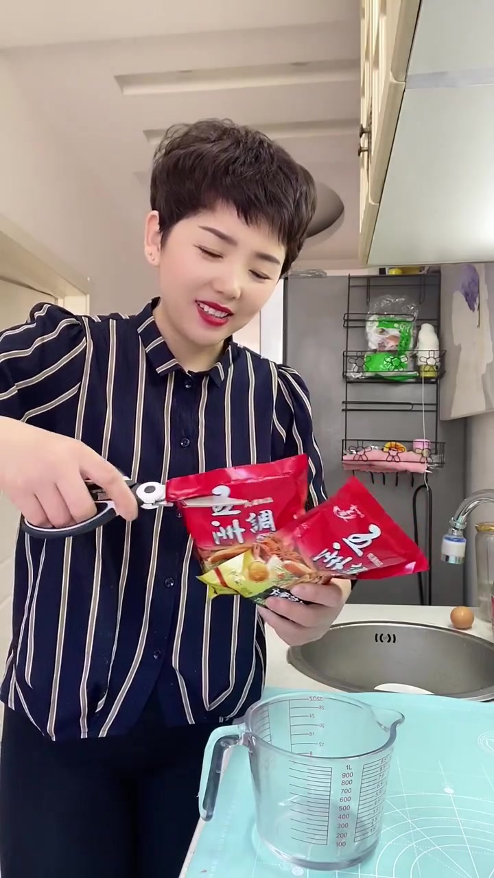 肉价便宜快学做午餐肉!全家有口福,赶紧试试!