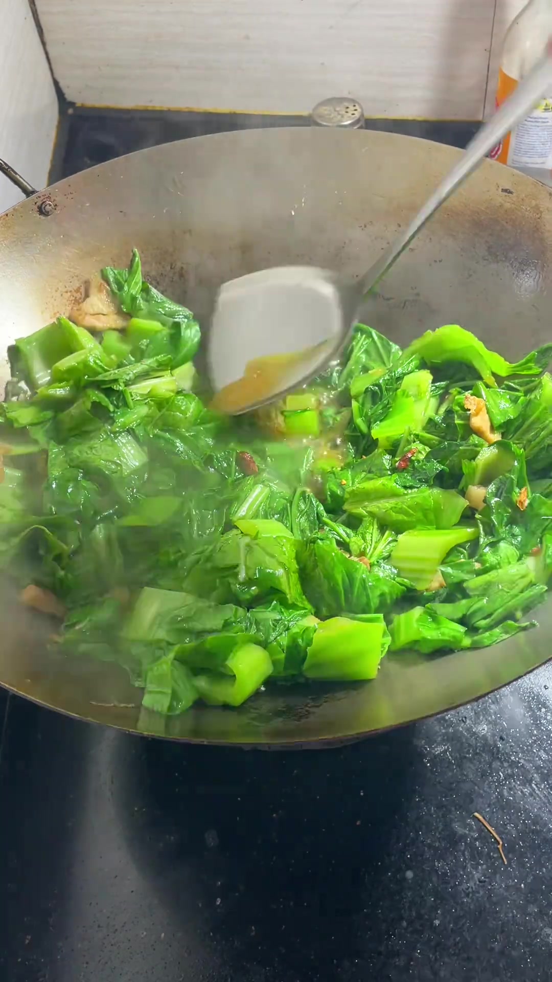 咸饭超香,此做法适用于芋头、咸菜、菜圃等各类咸饭