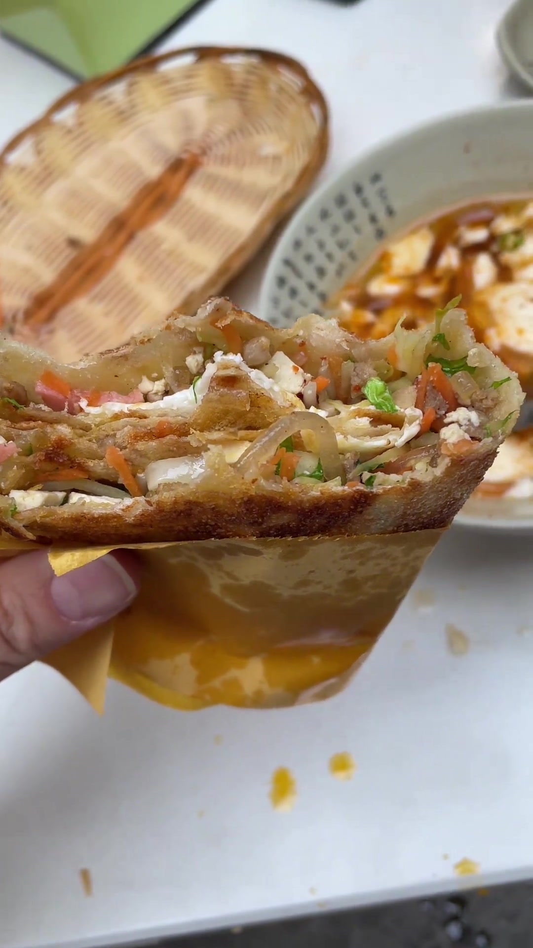 老式肉夹馍苍山豆腐脑塌煎饼，体验感十足