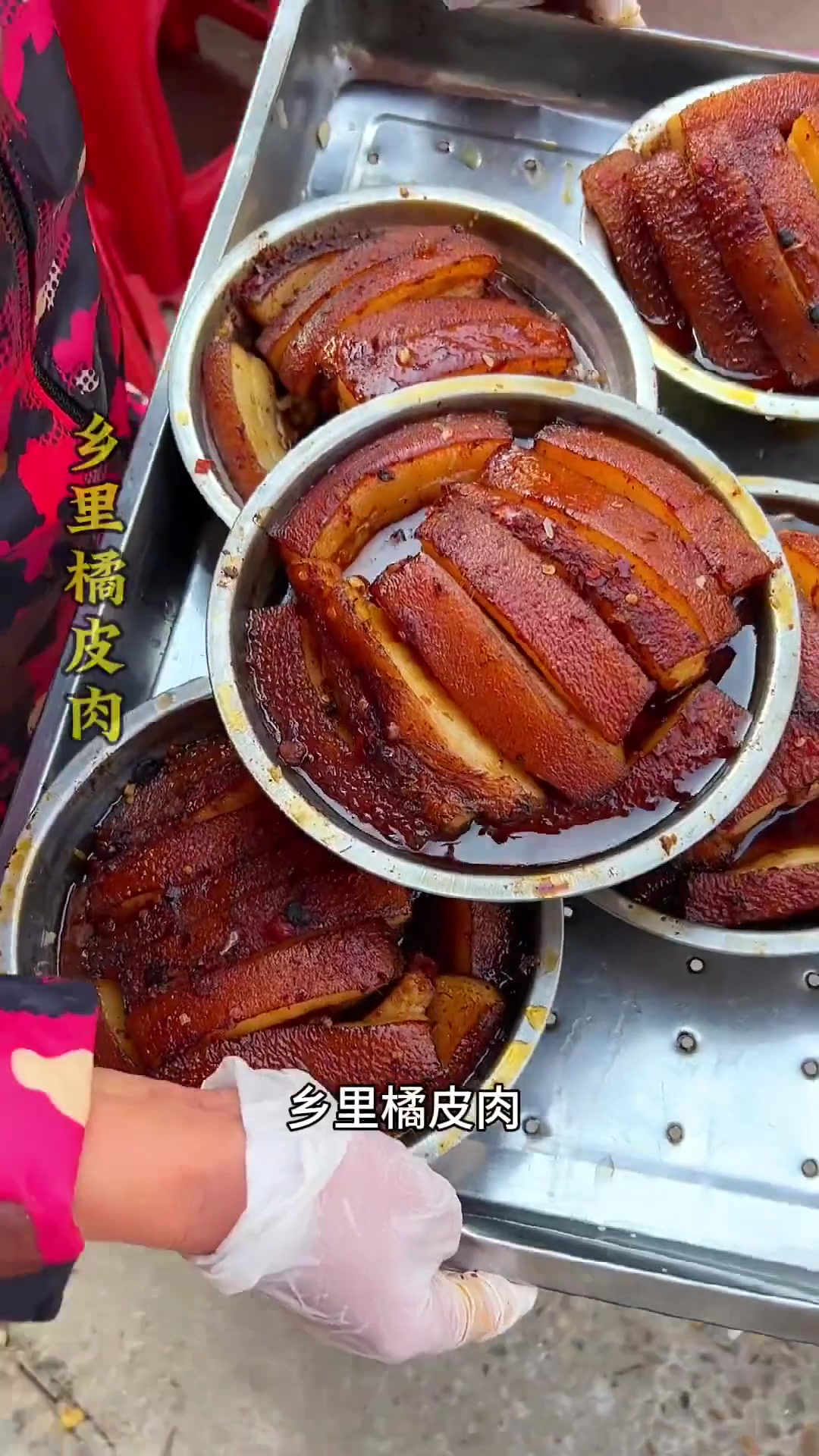 带大家感受一下咱们湖南农村的酒席菜品,你最想吃的是哪道菜呢?