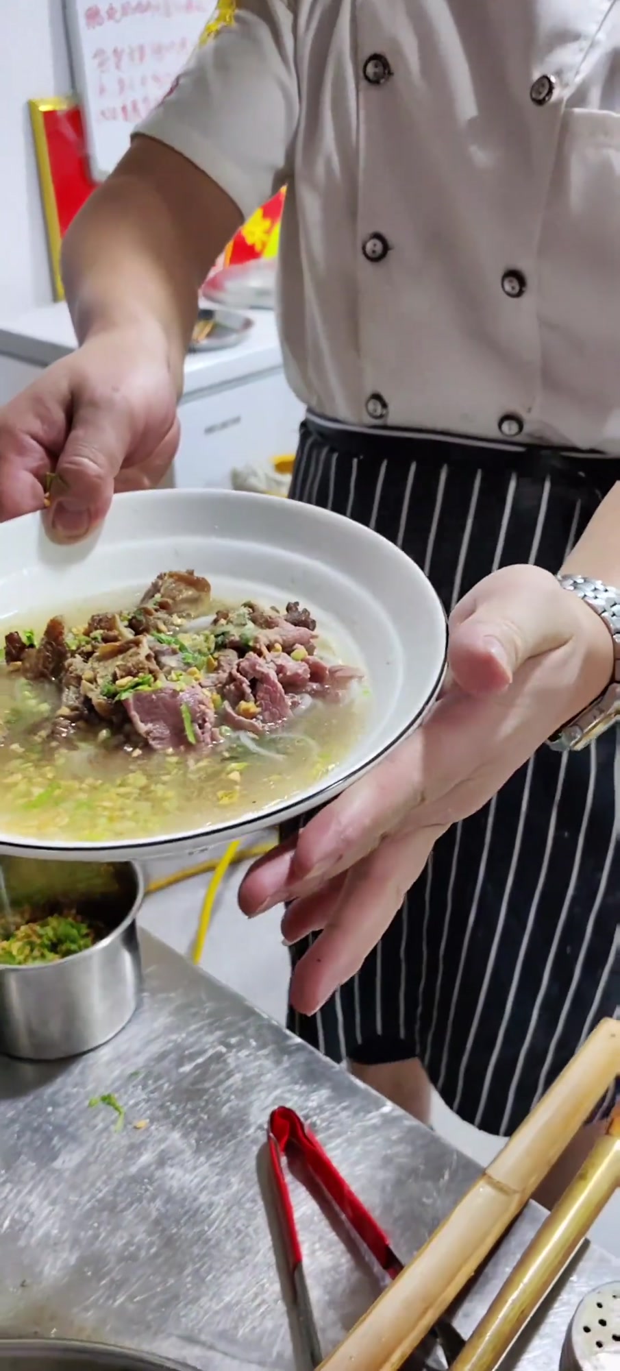 潮汕牛肉粿条汤