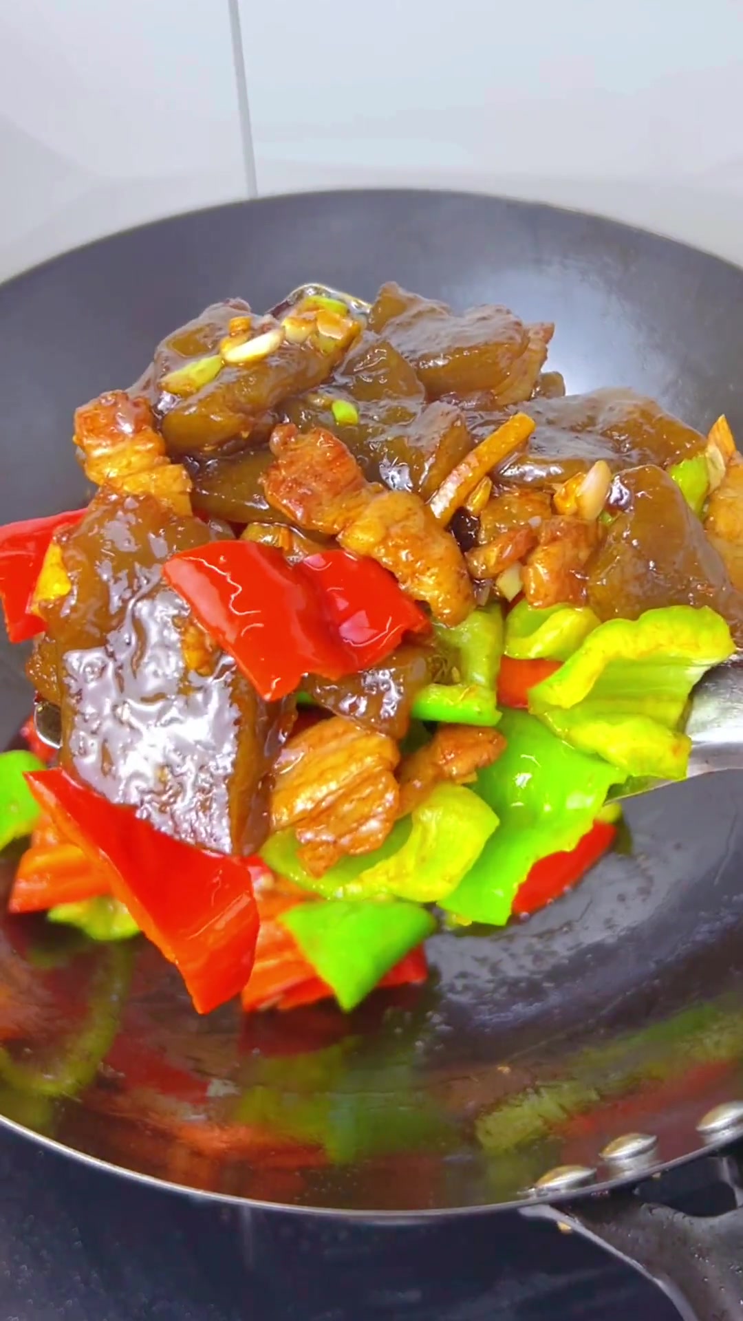 Q弹爽滑超好吃的红薯粉炒肉,做法大揭秘!