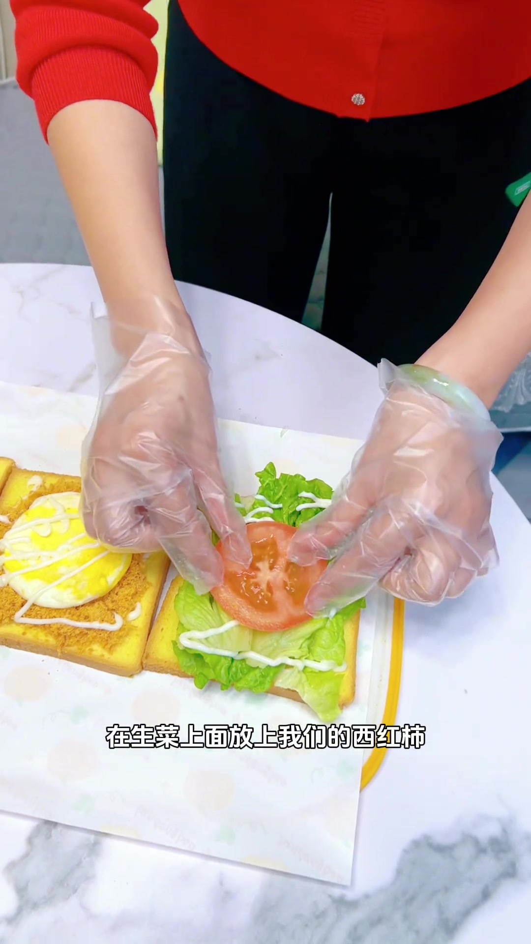 新手姐妹一看就会的鸡蛋肉松三明治！