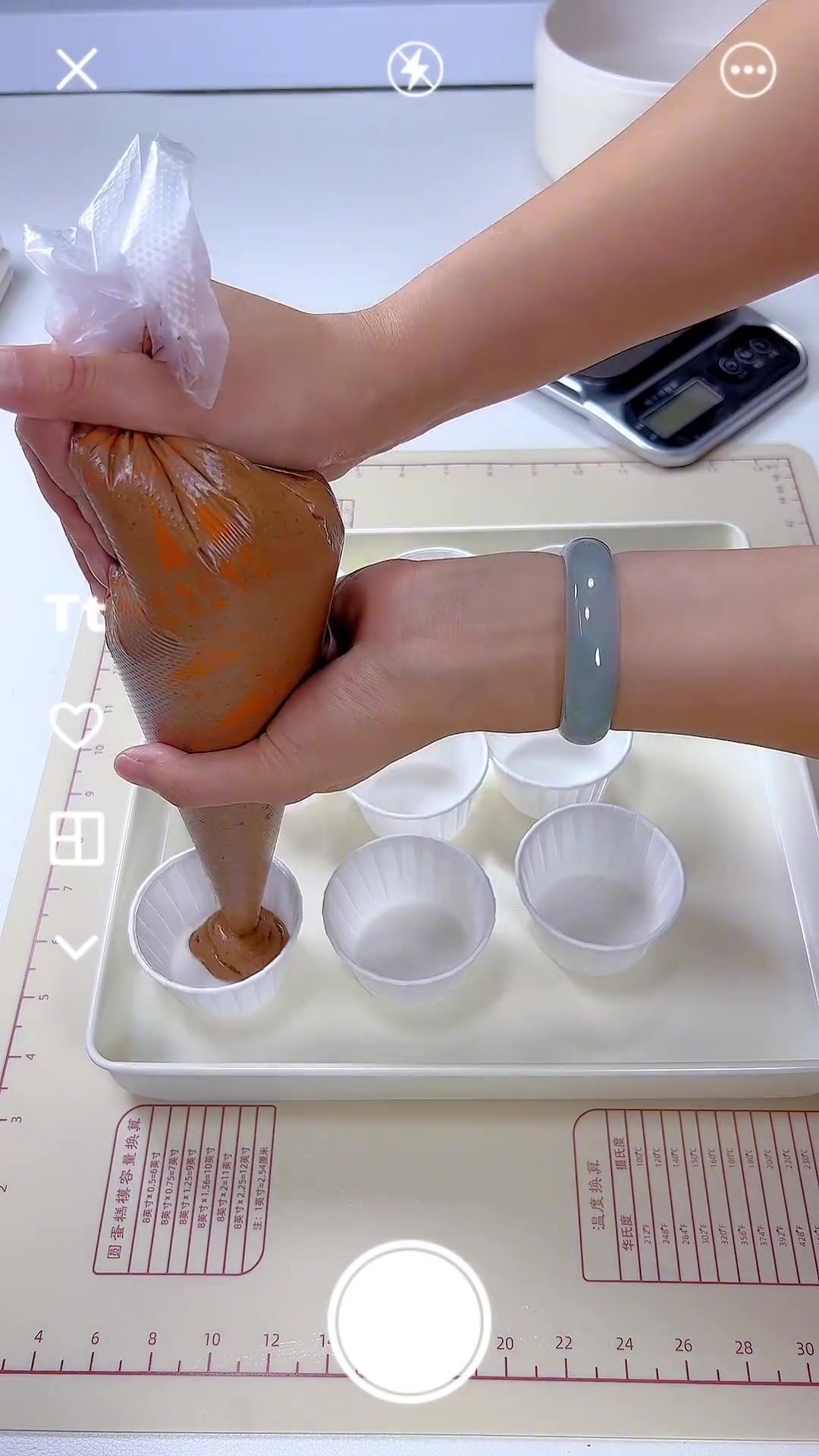 奥利奥布朗尼纸杯蛋糕,闺蜜赞,口感超丰富