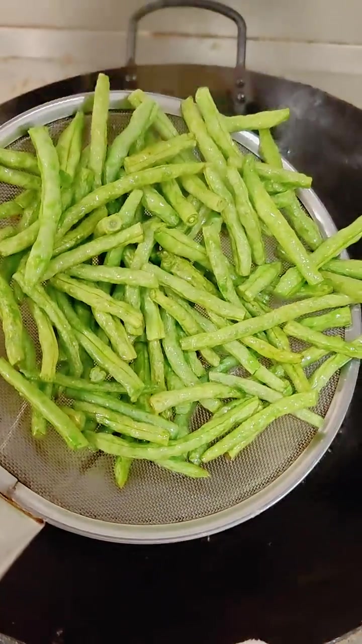 干煸豆角教程 做法简单易学