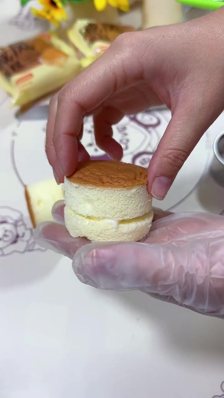 被吹爆的蛋糕店同款肉松小贝教程,做法超简单,速来学