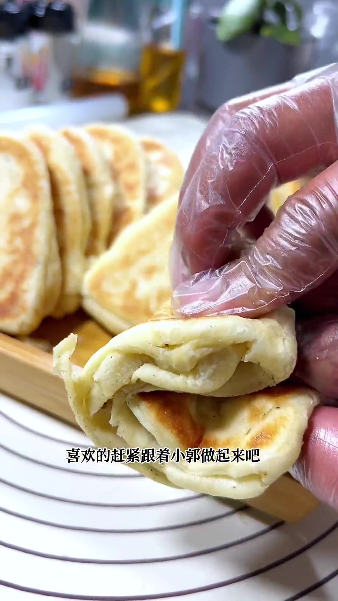 山西名吃油酥烧饼香酥内软,早餐店热销,做法分享