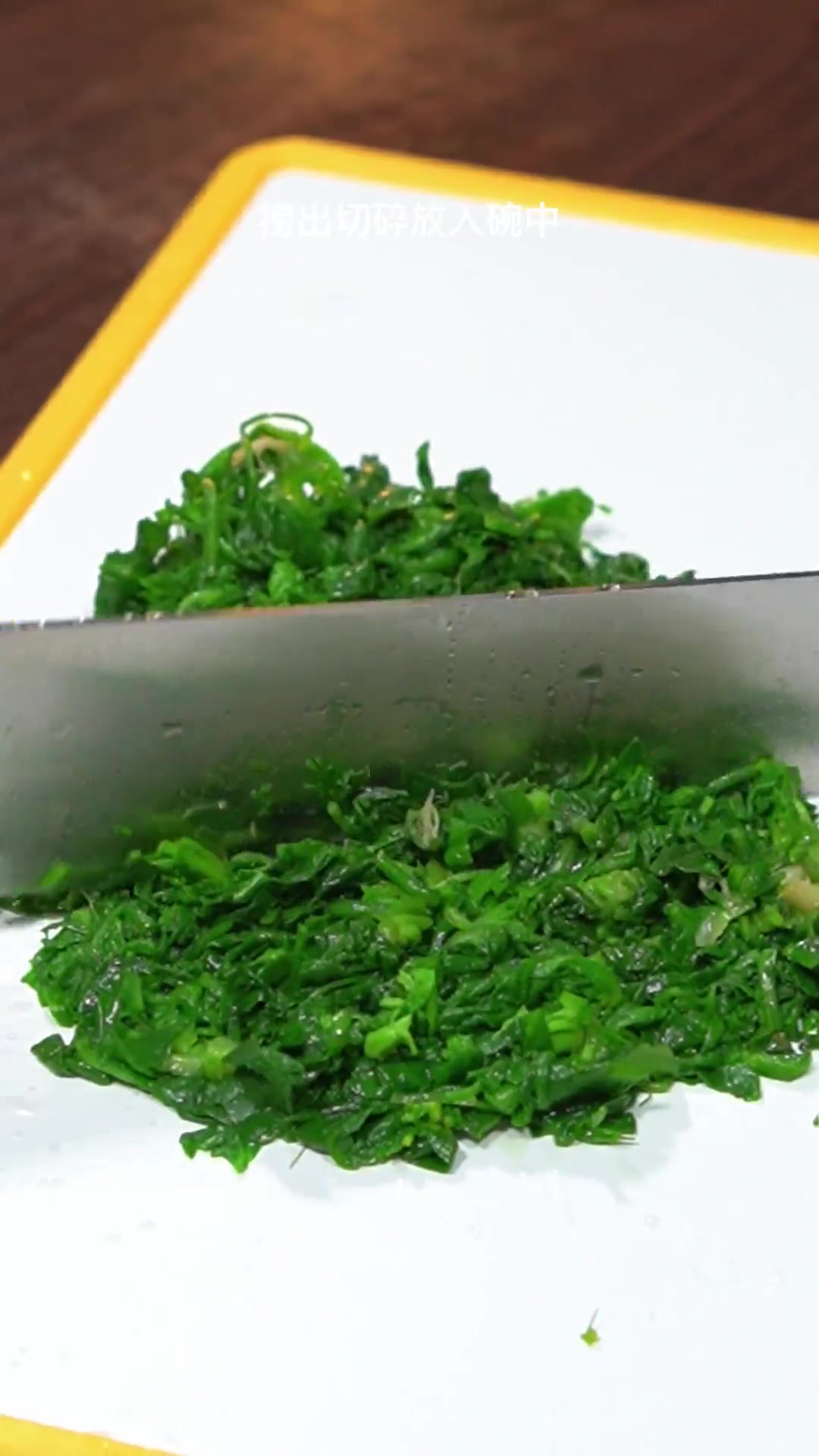 春天一定不要错过这个纯天然的野生荠菜,营养丰富又好吃,长高食谱之一