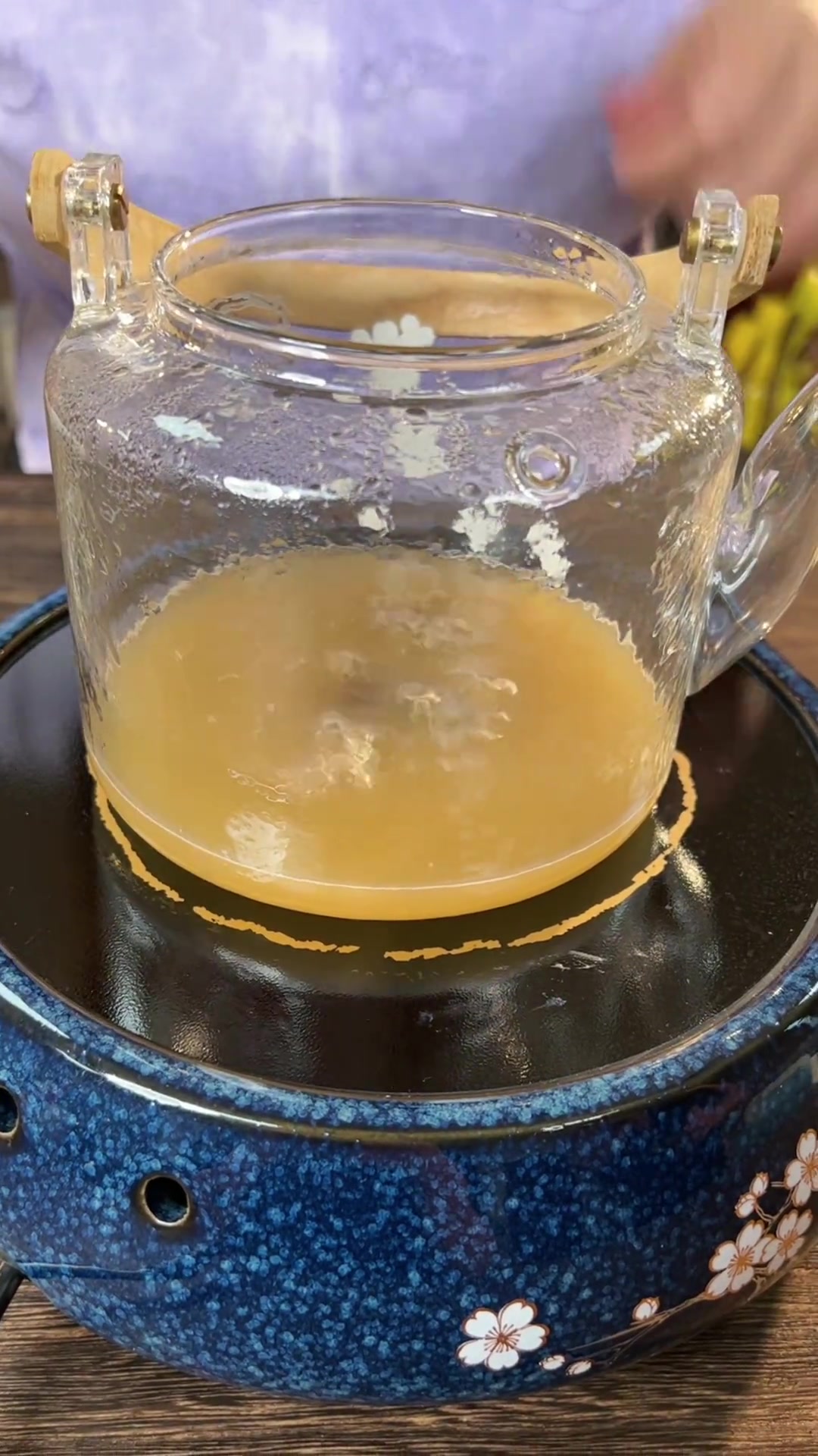 女生们都爱喝的阿胶玫瑰奶茶!