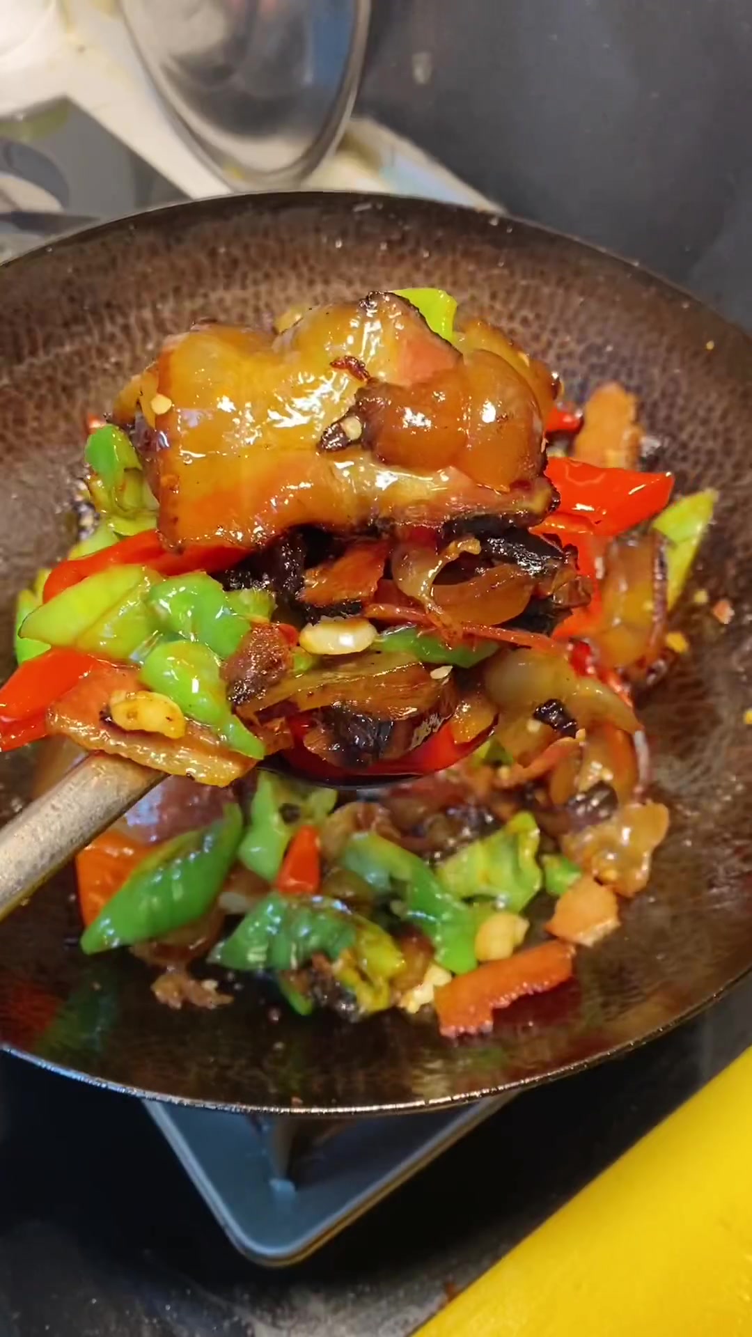 43年厨龄大叔分享四川腊肉在家的做法