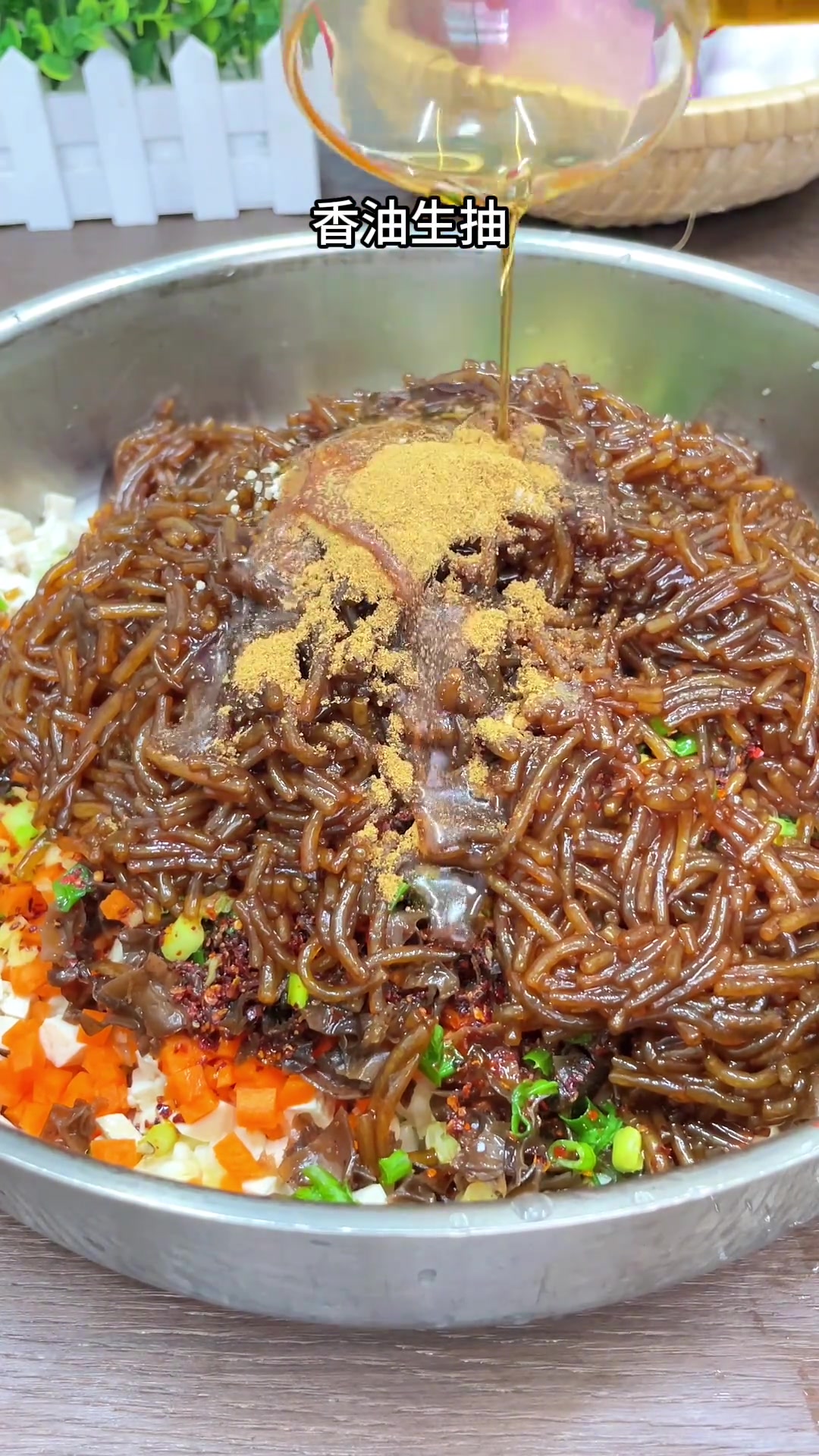 今天做的白菜馅包子太香了，个个蓬松宣软皮薄馅大