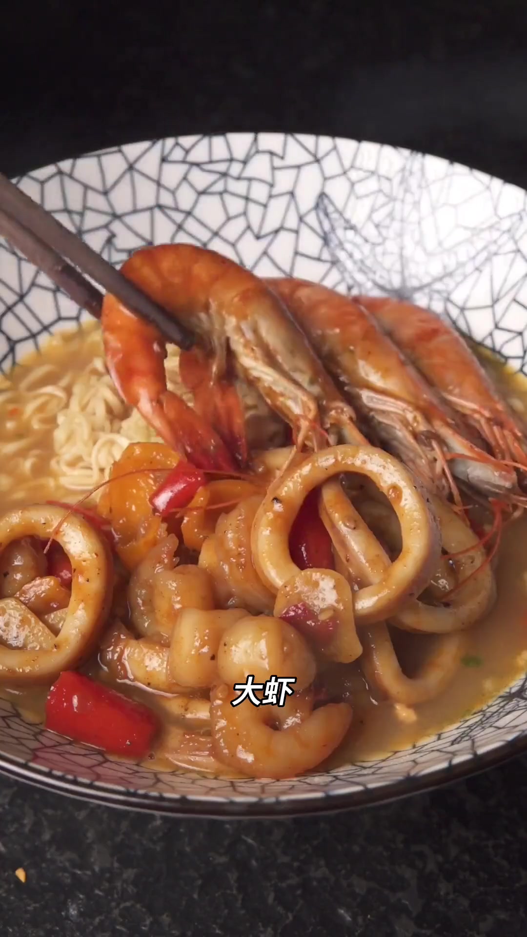 挑战用泡面复刻日料店两款招牌拉面,夏吃辣汤超爽!