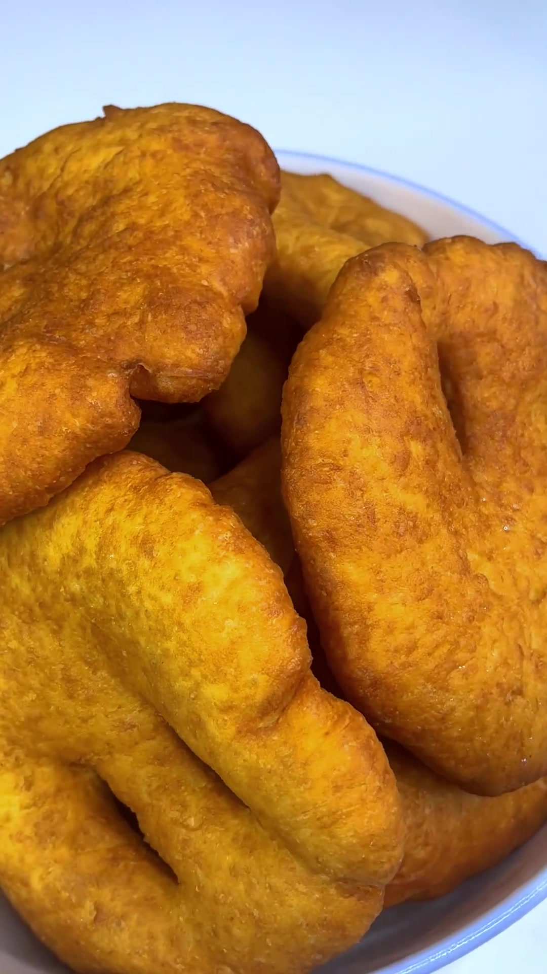 炸油饼，在配上点粉汤，一绝！