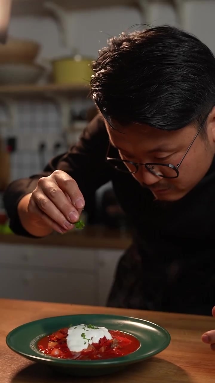 圆白菜不止能做炒饼，我刚跟俄大妈学的一俄餐～