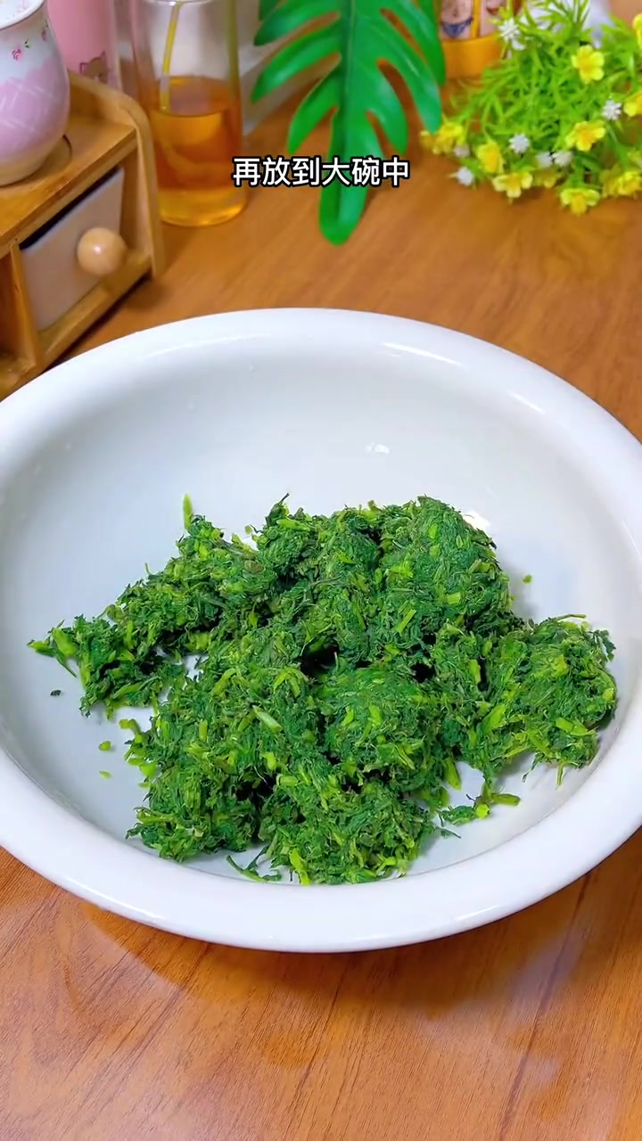 春天是什么味道?在我们安徽农村,春天是吃蒿子粑粑的季节