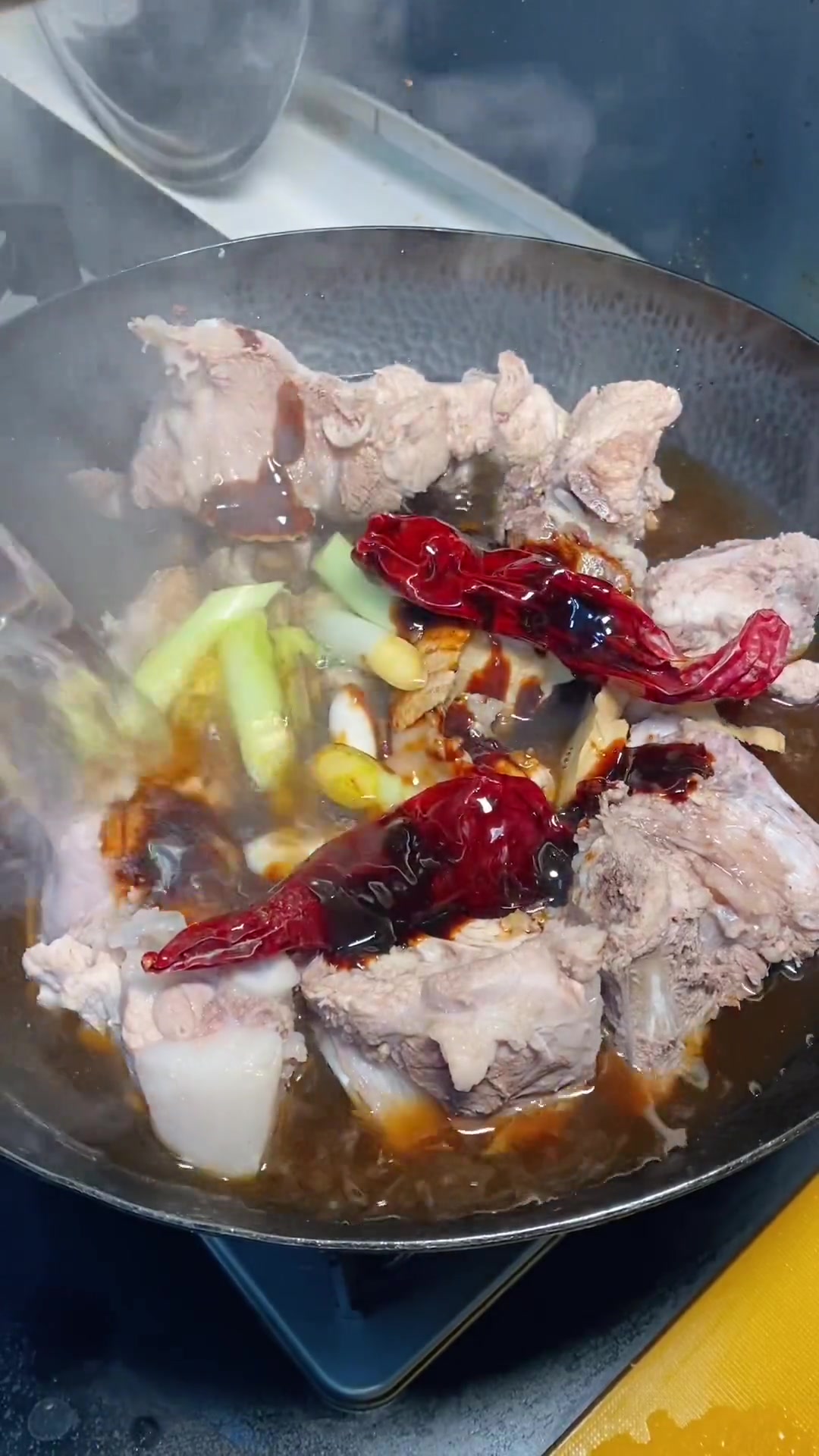 超简单正宗东北酱大骨做法