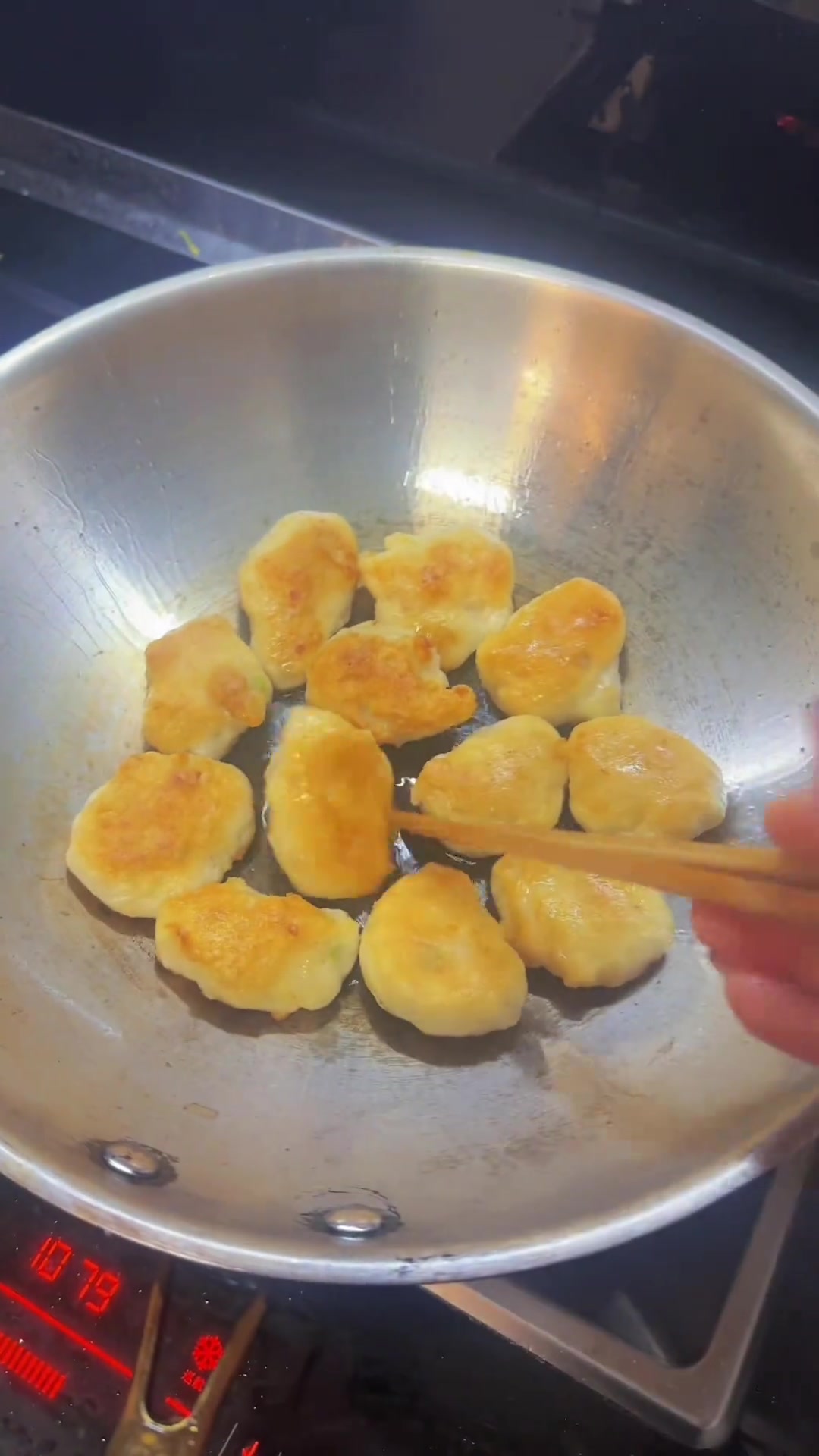 手打墨鱼饼鲜脆Q弹