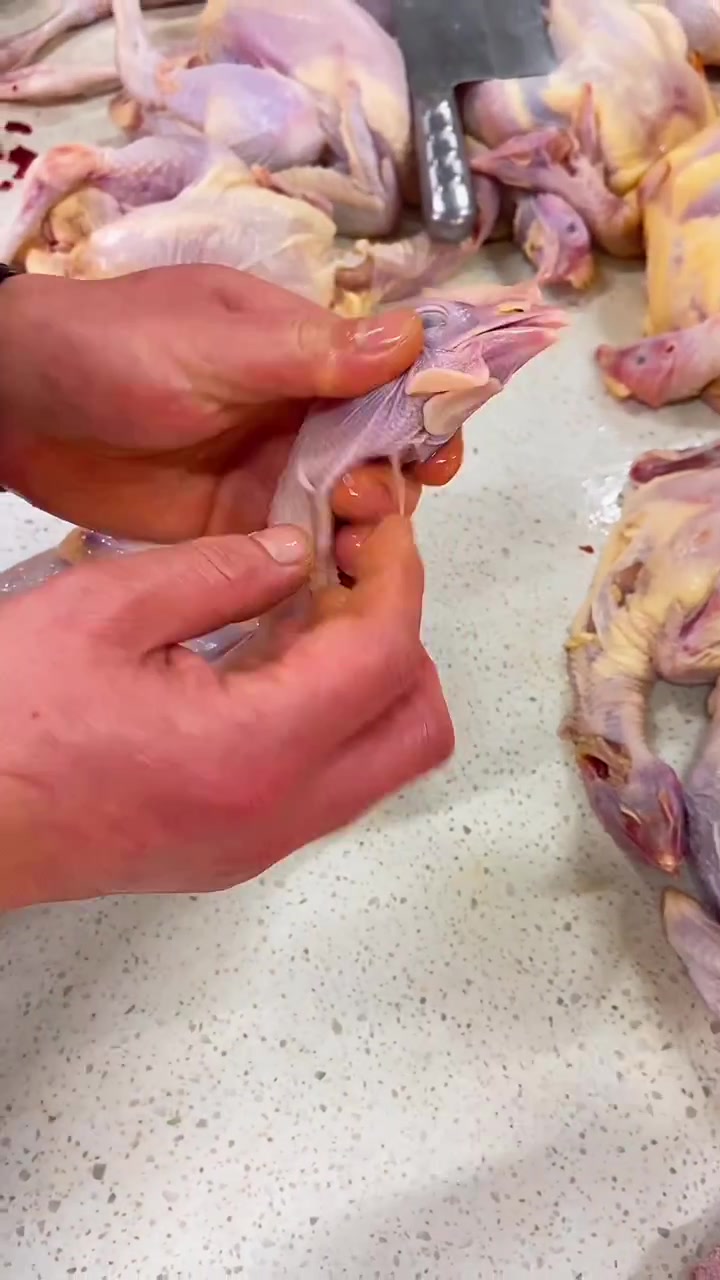 教你做三黄鸡盘制方法,食材处理超关键!