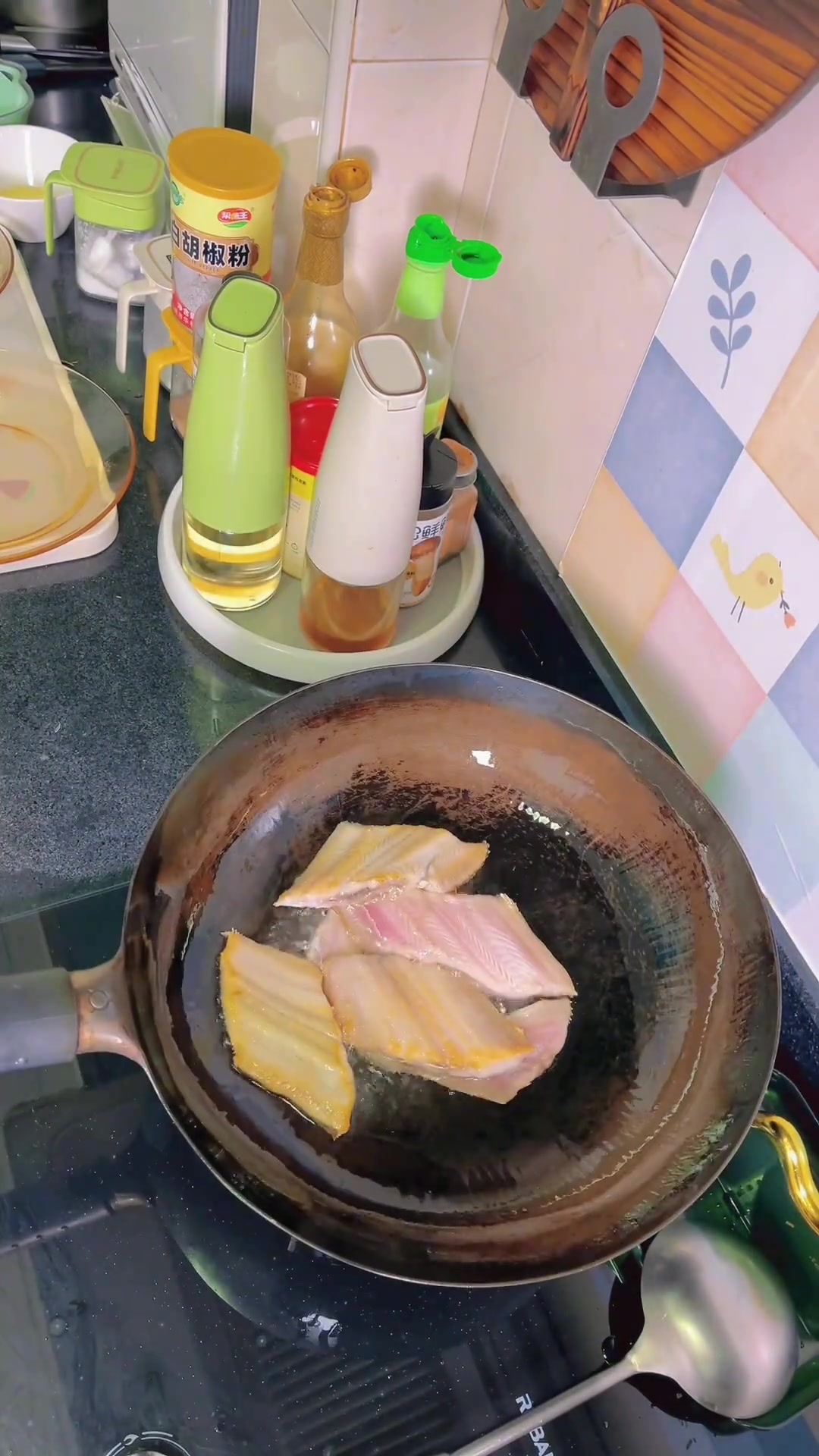今早夜饭烧点撒，家常菜红烧捏塌鱼