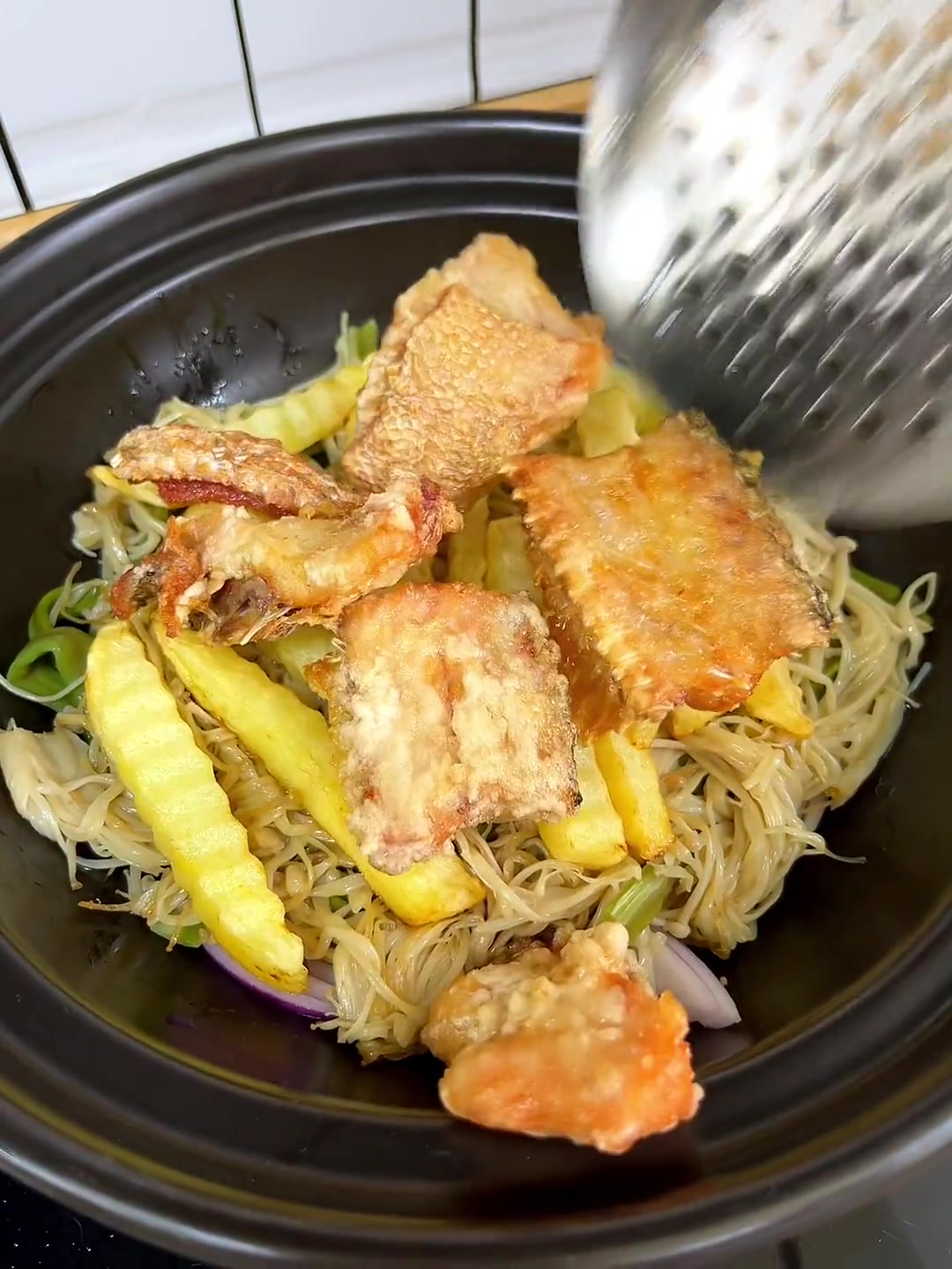 上次做的石锅鱼没吃够今天再整个蒜香味的