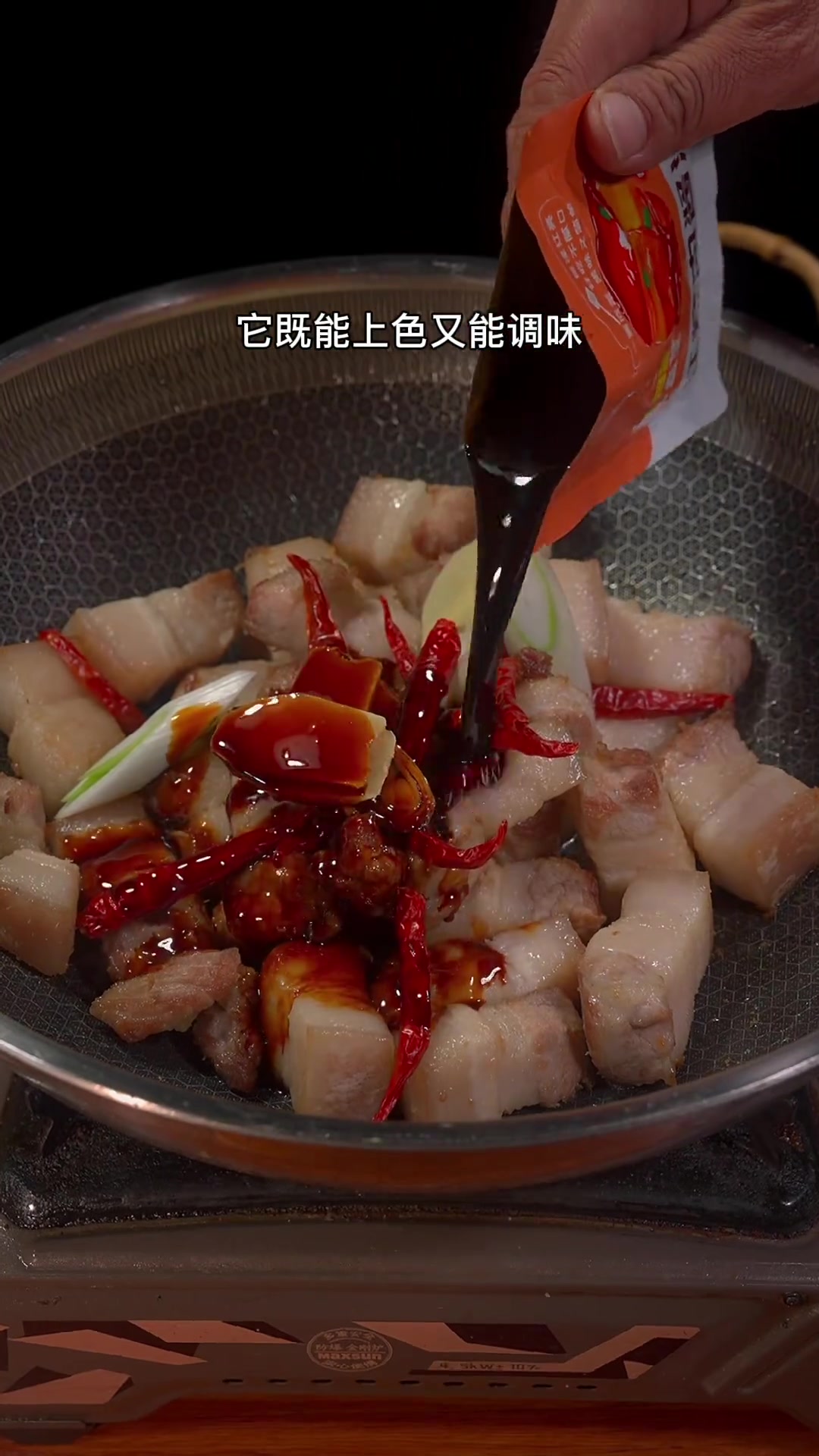 爱吃红烧肉却炒不好糖色?这样做,软烂入味,大人小孩抢着吃!