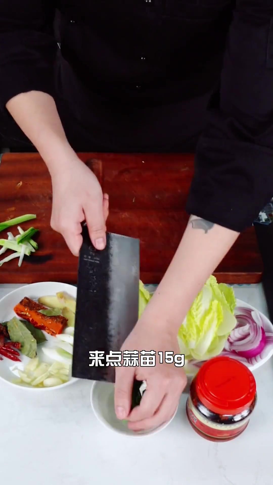 惊艳到舔盘的锅仔鸭,麻辣鲜香,简直是一道口水直流三千尺的下饭菜!