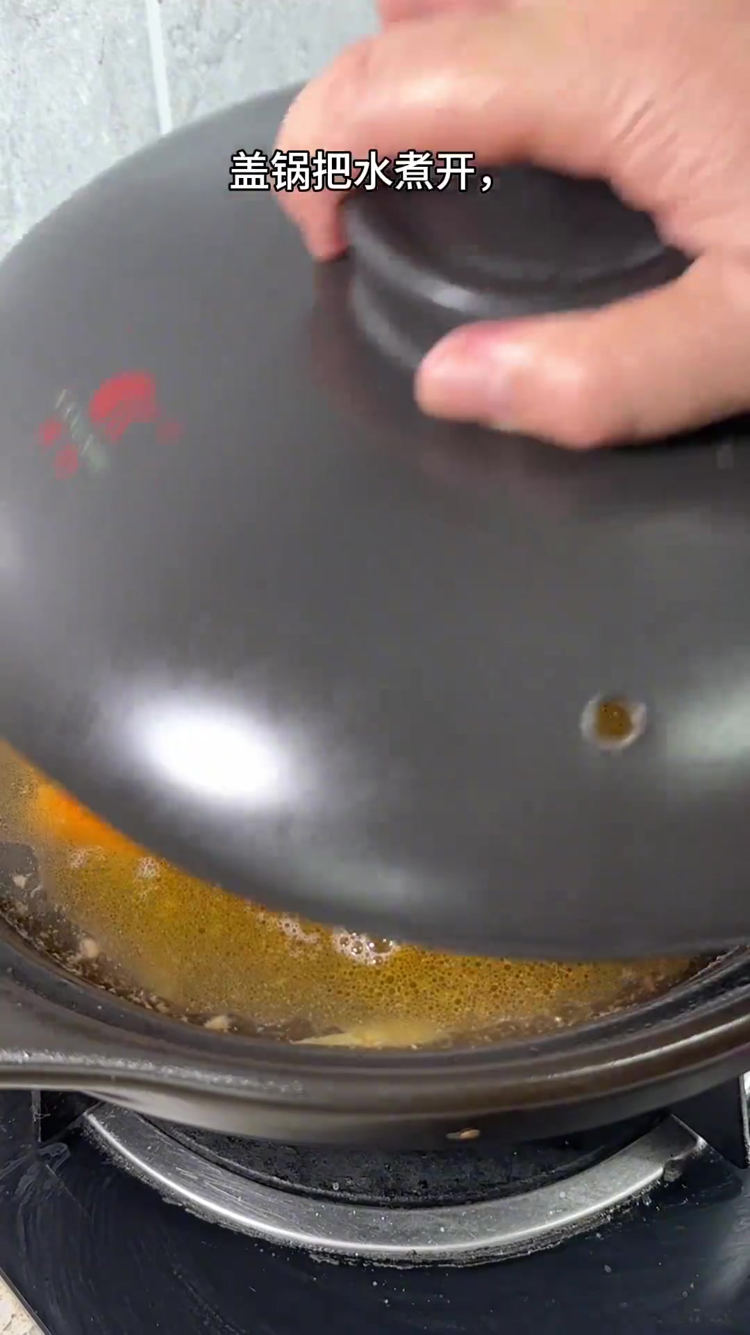 冬天外面大雪飘飘,家里有碗热乎的海鲜粥给你准备着,想想就很温暖