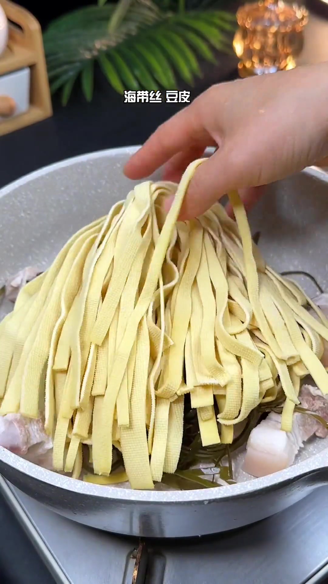 这样做的卤味,想吃什么卤什么,有菜有肉又有蛋,太香了