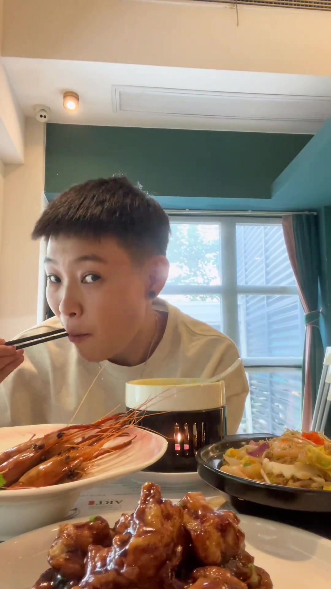 来杭州定购冬季新款，当然要抽空去感受这个季节西湖的美景和美食