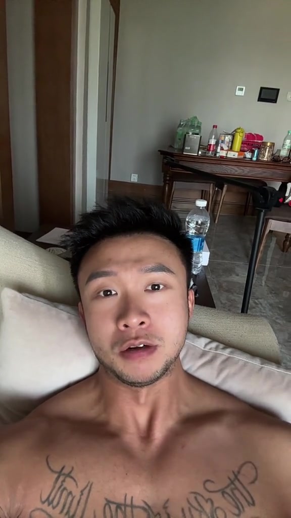 被肌肉鲨鱼做局了，气死