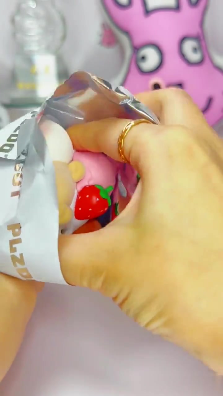 想吃甜品吗?欢迎来奶茶鼠的甜品屋