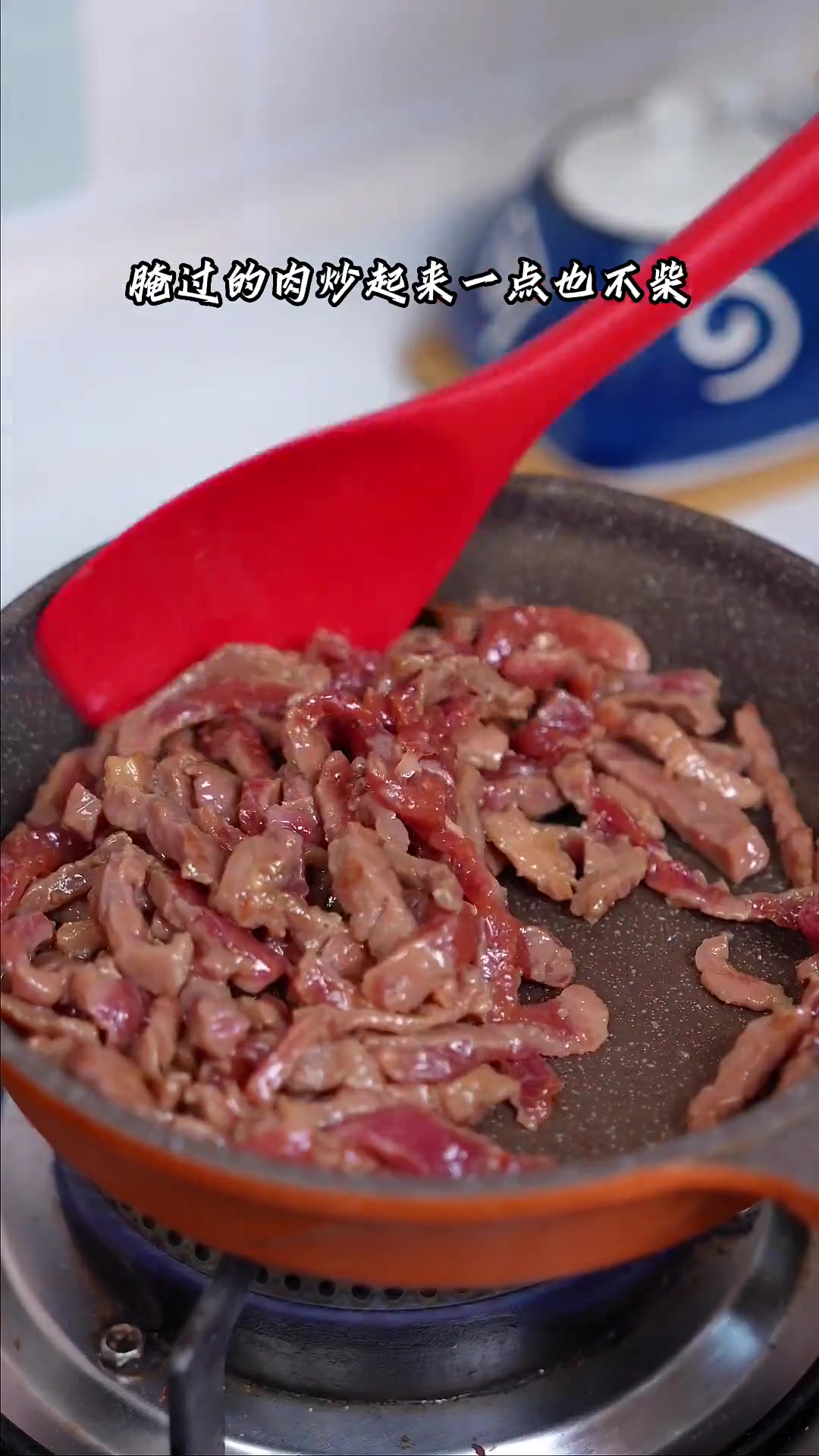 早餐做牛肉鸡蛋面,营养丰富又简单