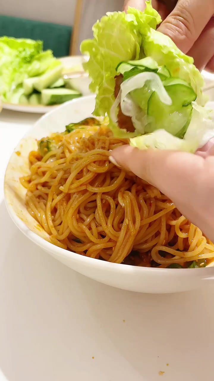 口感清爽朝鲜族凉拌面