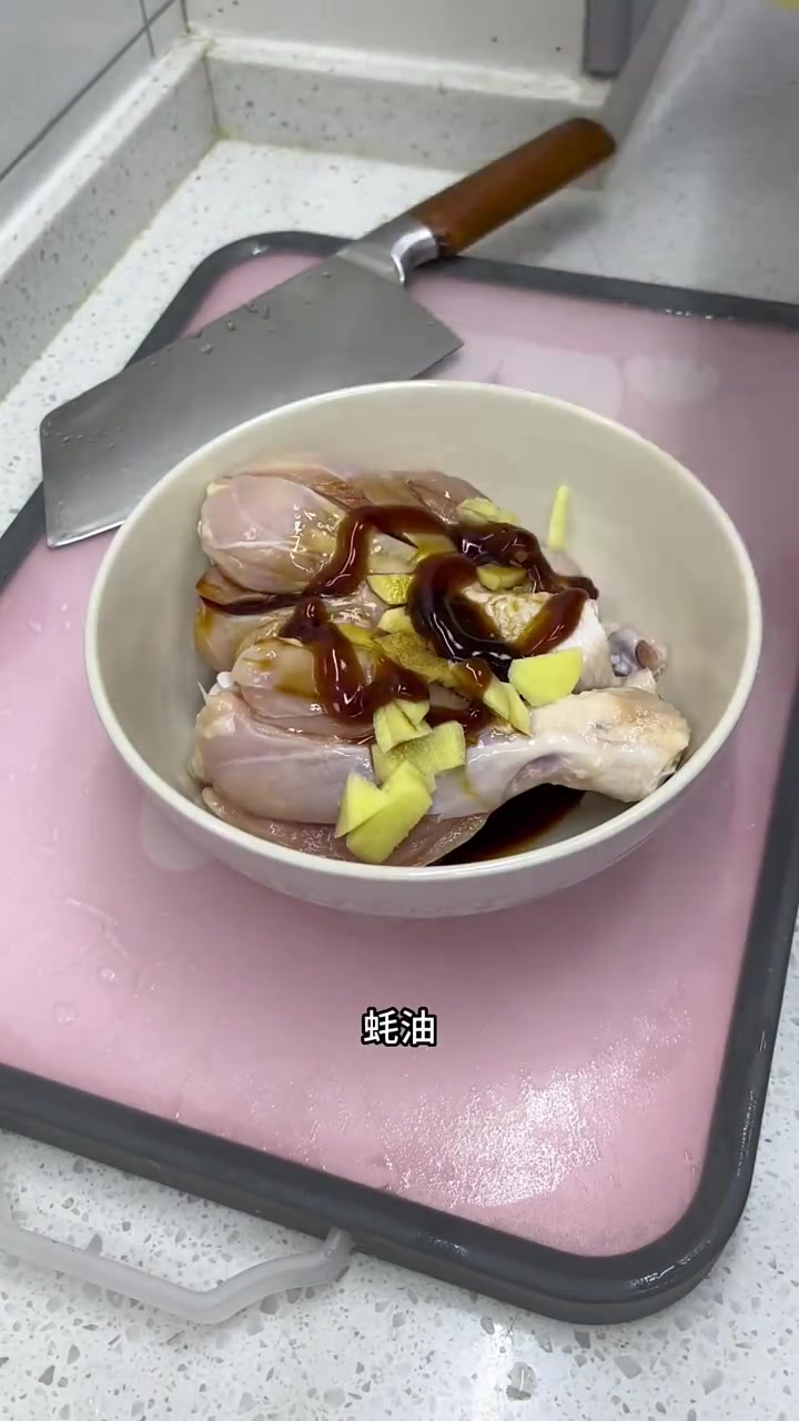 家有小学生,一家三口午餐:葱油饼等,有爱做饭的家人